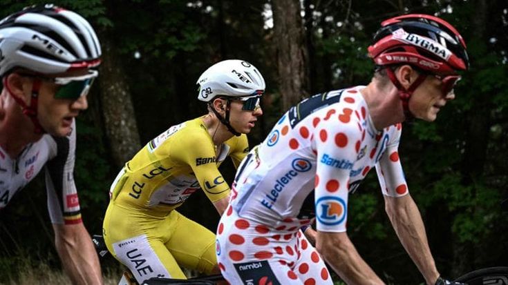 Test antidoping a Pogacar e Vingegaard autorizzati da un giudice. Tempi e modi, quello che non torna