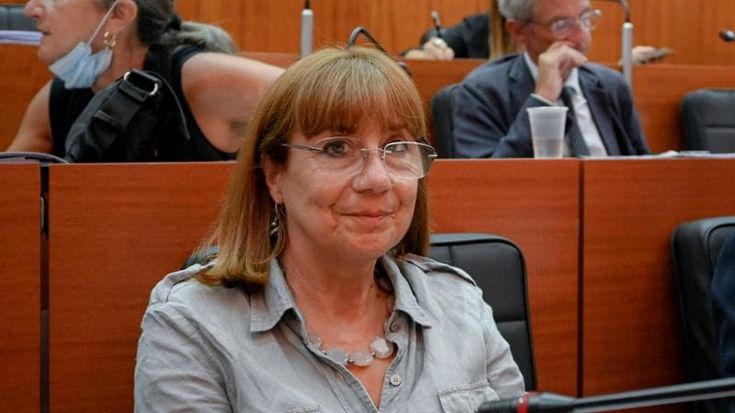 Napoli, l’assessora all’Istruzione Maura Striano: “Alcune aree a rischio vanno trattate coi guanti”