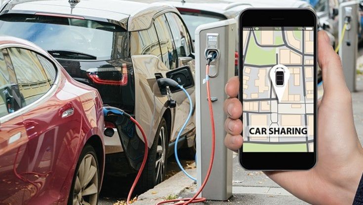 La frenata di car sharing e noleggio
