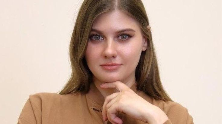 Russia, il mistero di Yulya Kuznetsova: candidata scomparsa che lotta per la pace