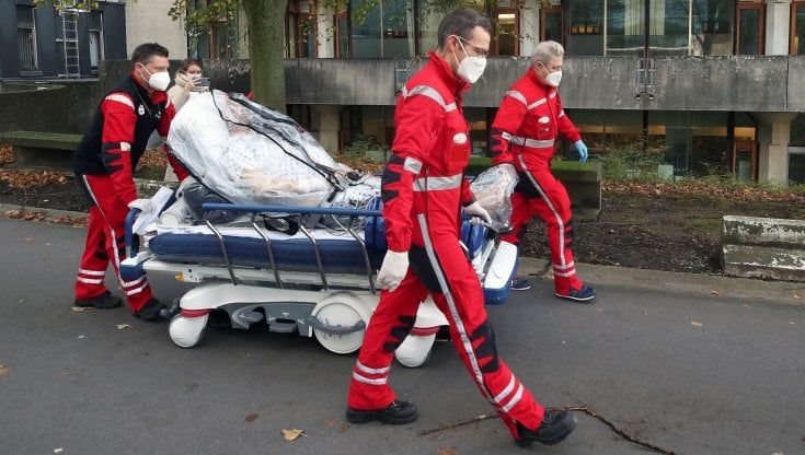 Cluster al Nomentana hospital, contagiati oltre quota cento e cassa integrazione 