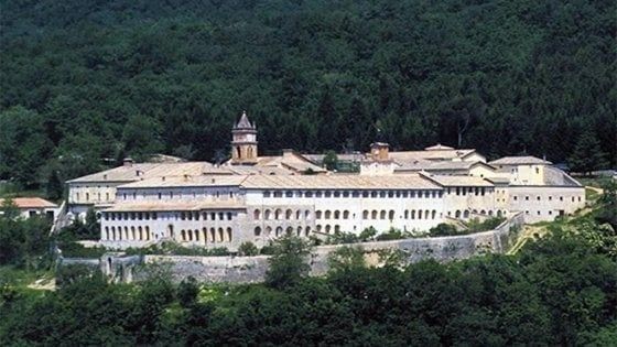 Certosa di Trisulti: il ministero dei Beni culturali sfratta Harnwell  