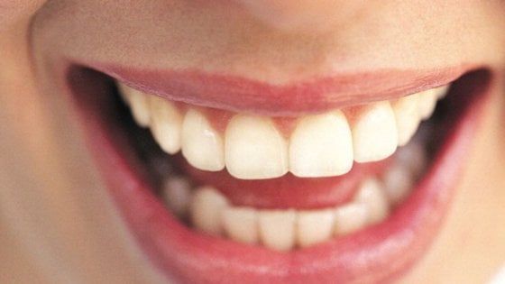 "La dieta del sorriso" capovolge la piramide alimentare e regala una bella bocca