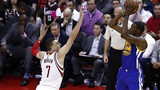 Basket, Nba: Harden a lezione da Durant, Charlotte e Beli a valanga su Toronto