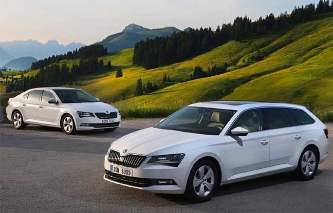 Buon compleanno Škoda Superb