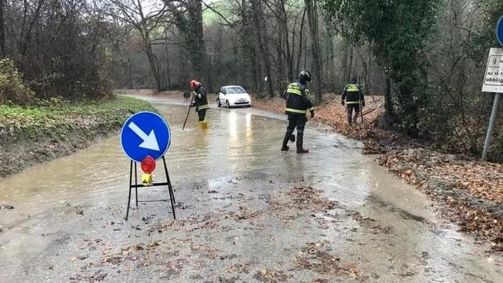 Maltempo in Emilia-Romagna, neve e allerta per i fiumi. Evacuazioni a San Lazzaro e Pianoro