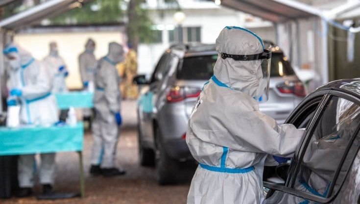 Coronavirus, in Sicilia 452 nuovi positivi: il tasso di contagio cala a 1,7%. 1.141 guariti, 21 morti