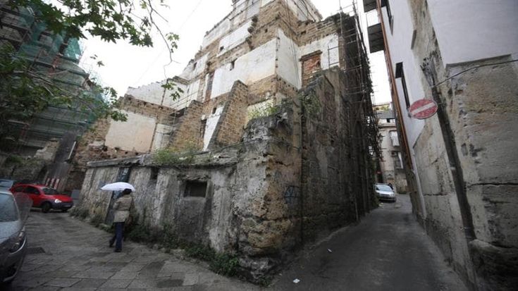 Il Comune rifà il look a strade e piazze nei siti storici della città