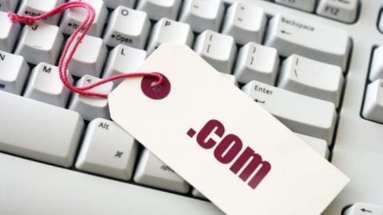 Ddl vuol far chiudere per 12 festività all'anno anche i negozi virtuali