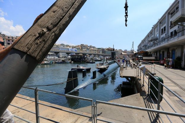 Genova, il ritorno a casa del Sommergibile Nazario Sauro