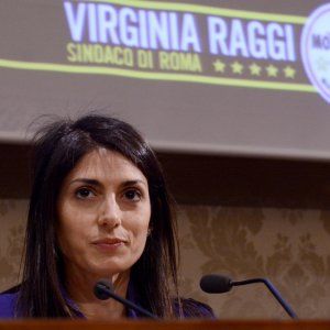 Comunali Roma, il piano trasporti della Raggi: "Funivia da Battistini a Casalotti"