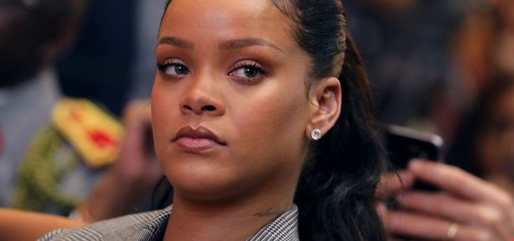 Snapchat crolla in Borsa dopo spot sbagliato contro Rihanna