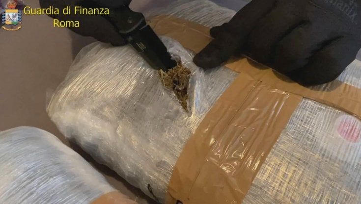 Operazione antidroga a Roma: 20 arresti. A capo della banda c'era  Fittirillo: faceva parte della banda della Magliana