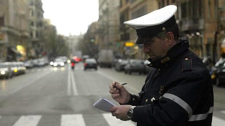 Shopping e doppie file, multe da record a Roma: 260 milioni verranno investiti in manutenzione