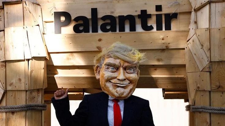 Palantir e la regola del 40%. La società di Thiel tra vendite allo scoperto e “buy” degli analisti