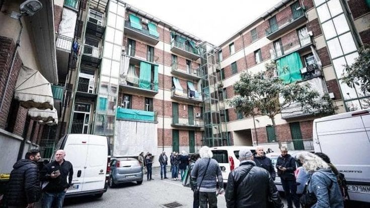 Alloggi popolari, lo strappo del Comune: “Togliamo all’Atc le case di Torino”
