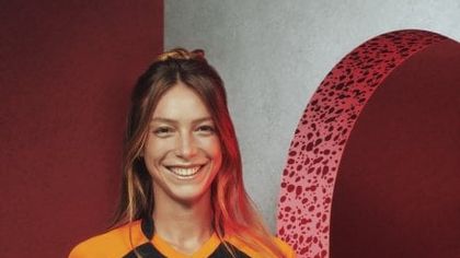 Roma, presentata la terza maglia