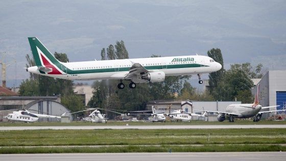 Sciopero Alitalia, in Sicilia cancellati 36 voli. I primi tre ieri sera