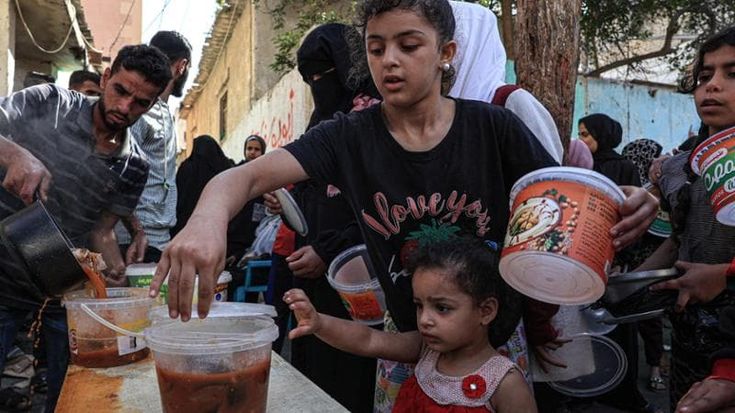 La “conferenza stampa” dei ragazzini nell’ospedale al-Shifa di Gaza: “Vogliamo vivere”