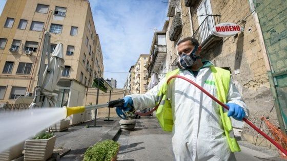 Coronavirus, il sindaco  de Magistris: "La sanificazione avverrà ovunque"
