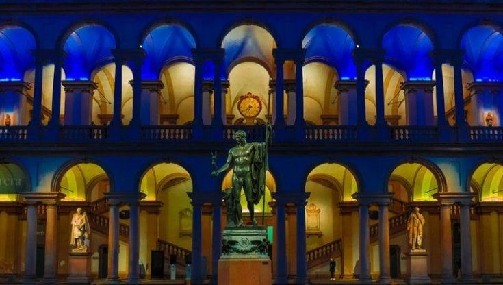 Le matite solidali gialle e blu della Pinacoteca di Brera per i bambini ucraini  
