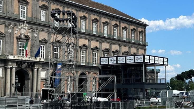 Casa Kiss Kiss a Napoli, due giorni di musica al Plebiscito