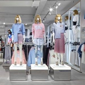 Palermo, apre Ovs nei locali di Mondadori