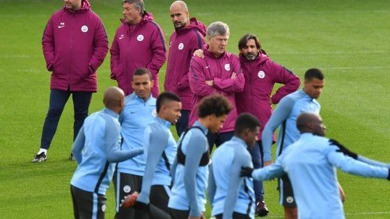 Champions League. Napoli-City,  sul fronte scommesse: partita testa a testa