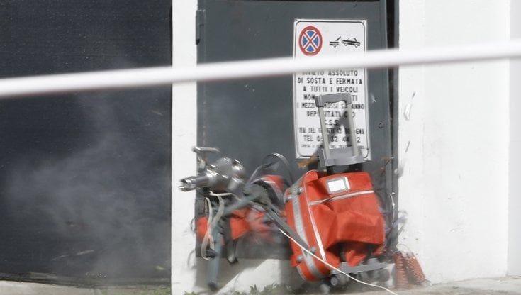 Allarme bomba vicino al Sant'Orsola: via Massarenti chiusa per una valigia