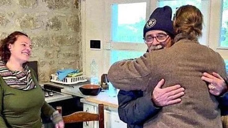 Famiglia nel bosco, le carte della difesa: riaffidate subito i figli ai genitori, giovedì si decide