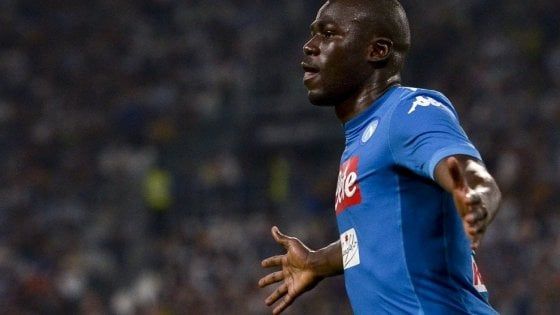 Napoli, Koulibaly ci crede ancora: "Vogliamo vincere lo scudetto" 