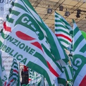 Pensioni e "quota 100", gli statali: "Nessuno tocchi la liquidazione"