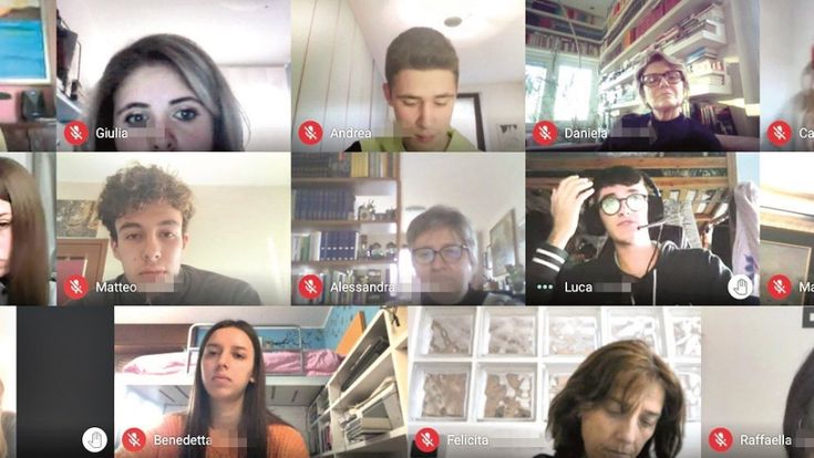 Niente scuola, né sport e la testa che scoppia. La vita da ragazzi reclusi in videochat
