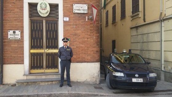 Imprenditore di  Collecchio denunciato per frode fiscale 