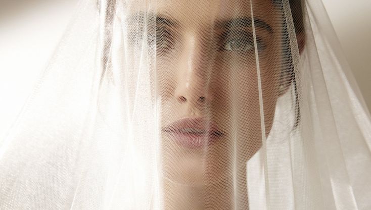 Sposa 2021: suggestioni per il make up e le pettinature