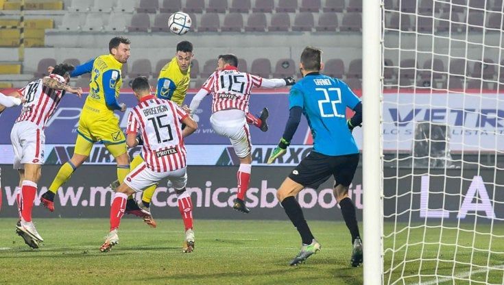 Serie B, Vicenza-Chievo 1-1 nel recupero: Margiotta risponde a Gori