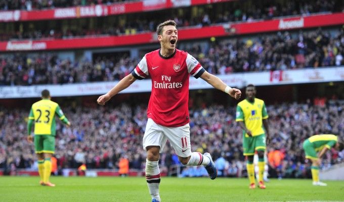 Inghilterra, l'Arsenal torna solo in testa. Pari Liverpool, Chelsea ok