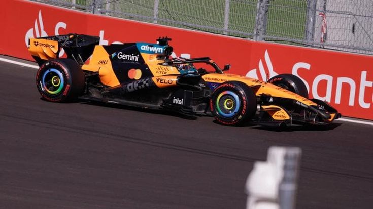 Norris in pole a Madrid, anche Antonelli in prima fila. Hamilton 4°, Leclerc 5°