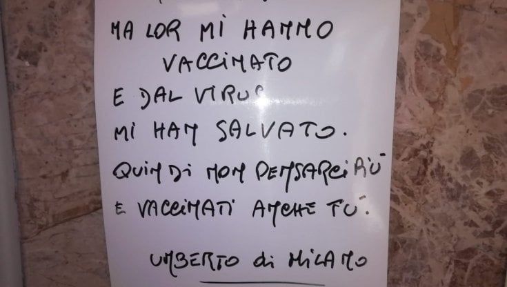 Vaccini over 80, al Niguarda nonno Umberto ringrazia in rima: "Dal virus mi han salvato"