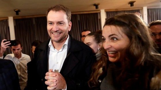 Rivoluzione politica in Slovacchia, vince il partito anticorruzione Olano