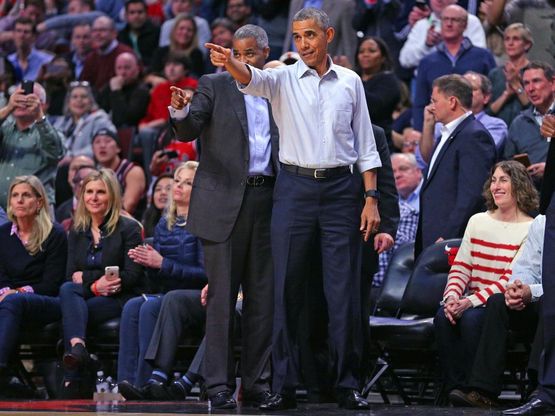 Basket, Nba: Obama spettatore d'eccezione per Chicago-Cleveland