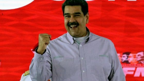 Venezuela: "Golpe sventato". Guaidó nega