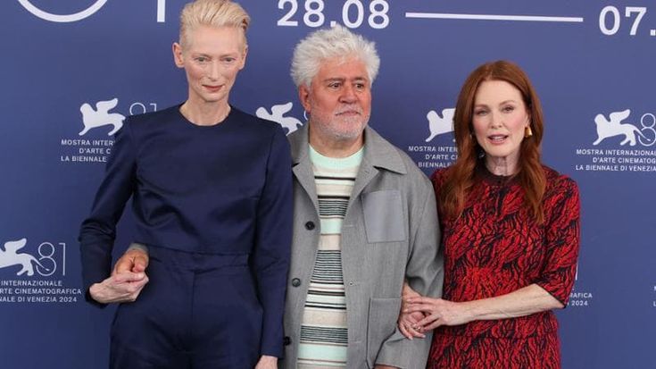 Almodóvar a Venezia 81: “Il mio film dalla parte dell’eutanasia, dobbiamo essere padroni della nostra esistenza”