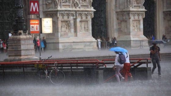 Maltempo, codice arancione per rischio temporali. Sotto controllo i fiumi Seveso e Lambro