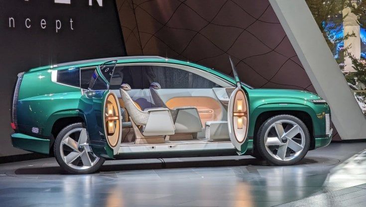 Seven, il Suv sportivo elettrico da 480 km di autonomia
