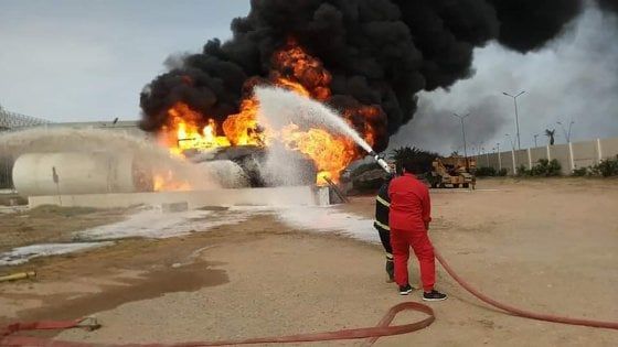 Libia, Di Maio condanna Haftar per gli attacchi a Tripoli: "E a Misurata l'ospedale aiuterà contro il coronavirus" 