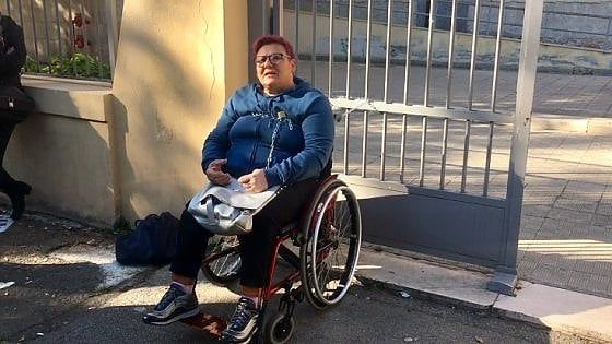 Foggia, in classe senza assistenza: la mamma ritira il figlio disabile dalla scuola. "Negato il diritto allo studio"