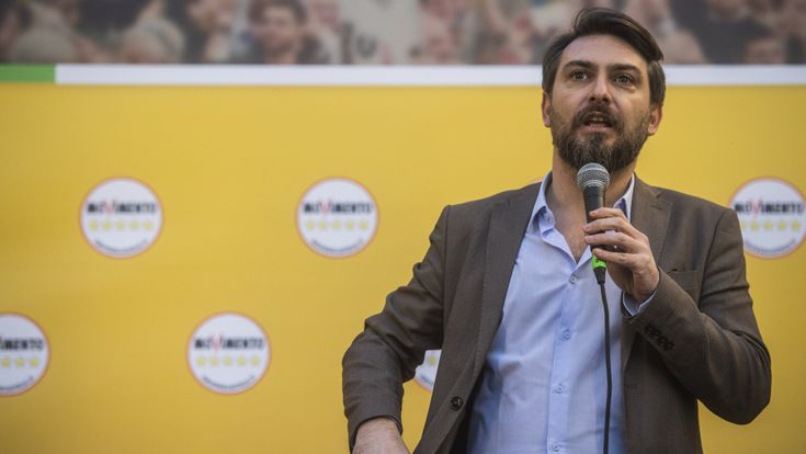 Ricciardi (M5S): "L'azienda di Casaleggio gestisca solo il software di Rousseau. Il Movimento sia autonomo"