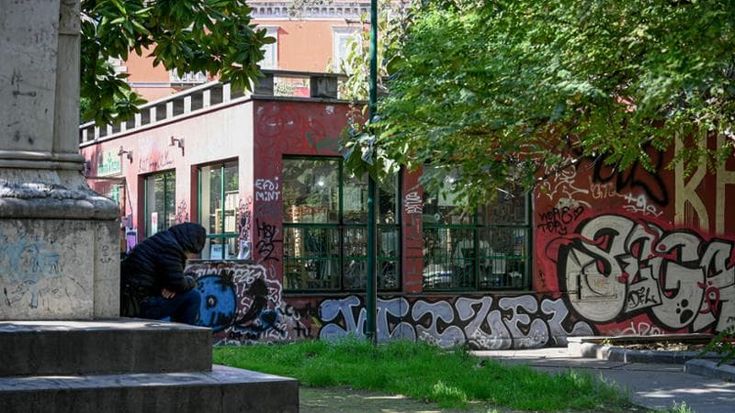 Aerei, la tassa del rumore paga gli infissi di un asilo e il verde a piazza Cavour
