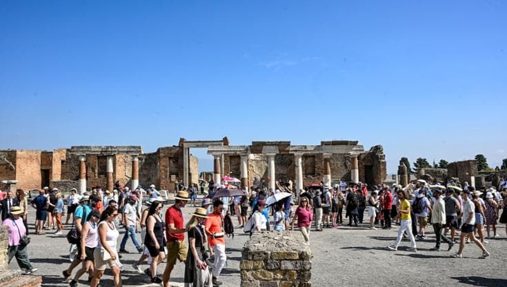 Scavi e mostre, musei gratis in Campania il 25 Aprile